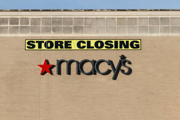 Macy's mall location and store closing written on it